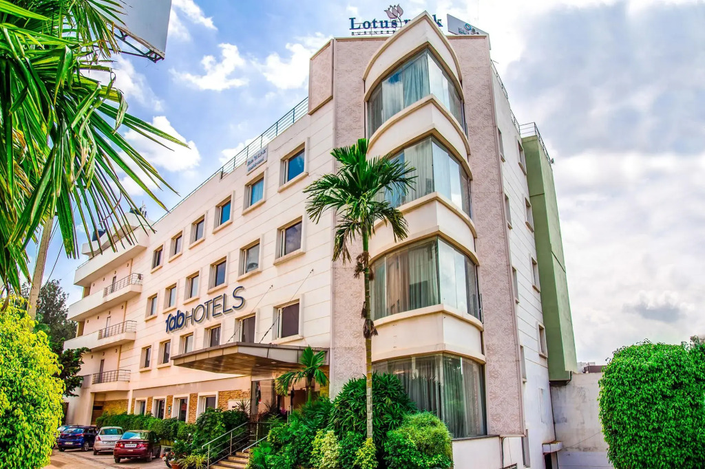 FabHotel Lotus Park Marathalli
