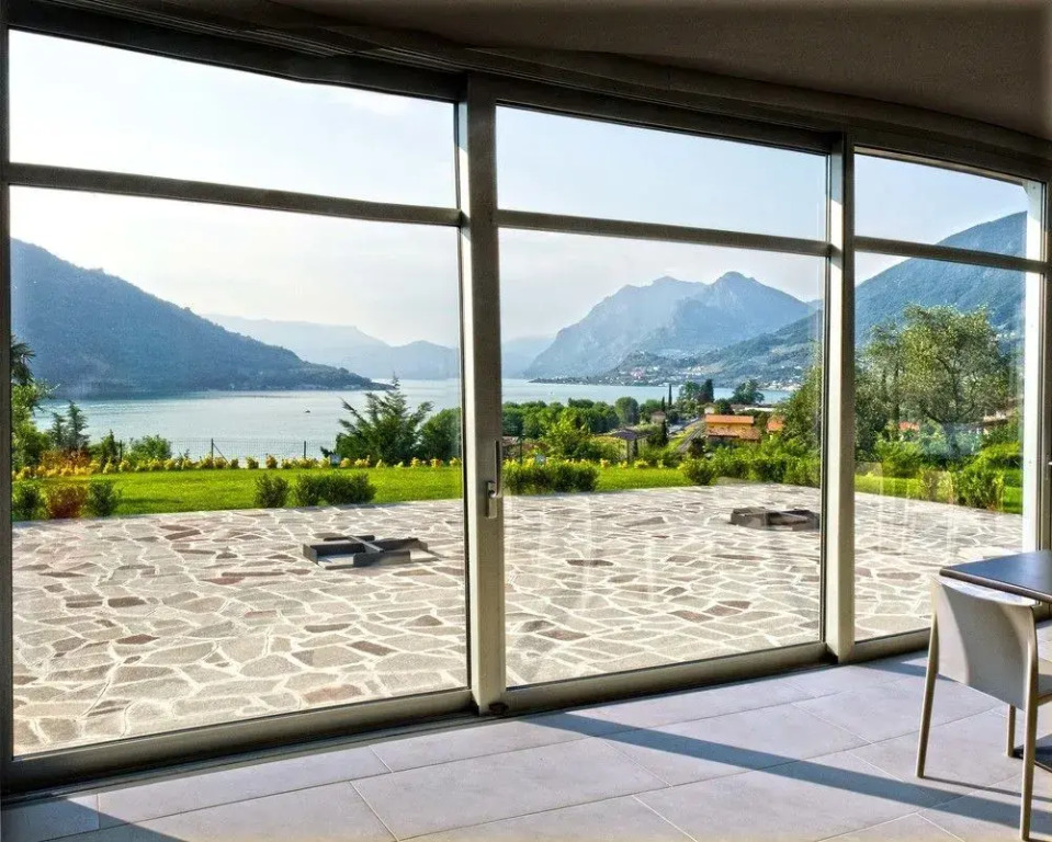 Vela di Soleville camere con e senza vista lago con ristorante & pizzeria