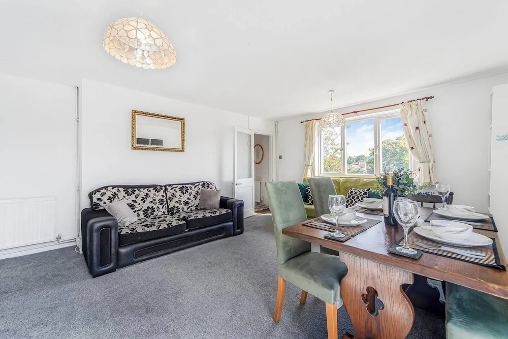 Stylish & Bright 3BR in Headington, Oxford Area