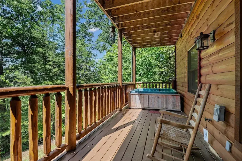 Luxurious Nine Bears Home Minutes Away to Gatlinburg by Redawning