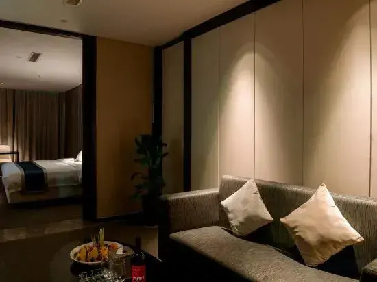 Gallery Hotel
