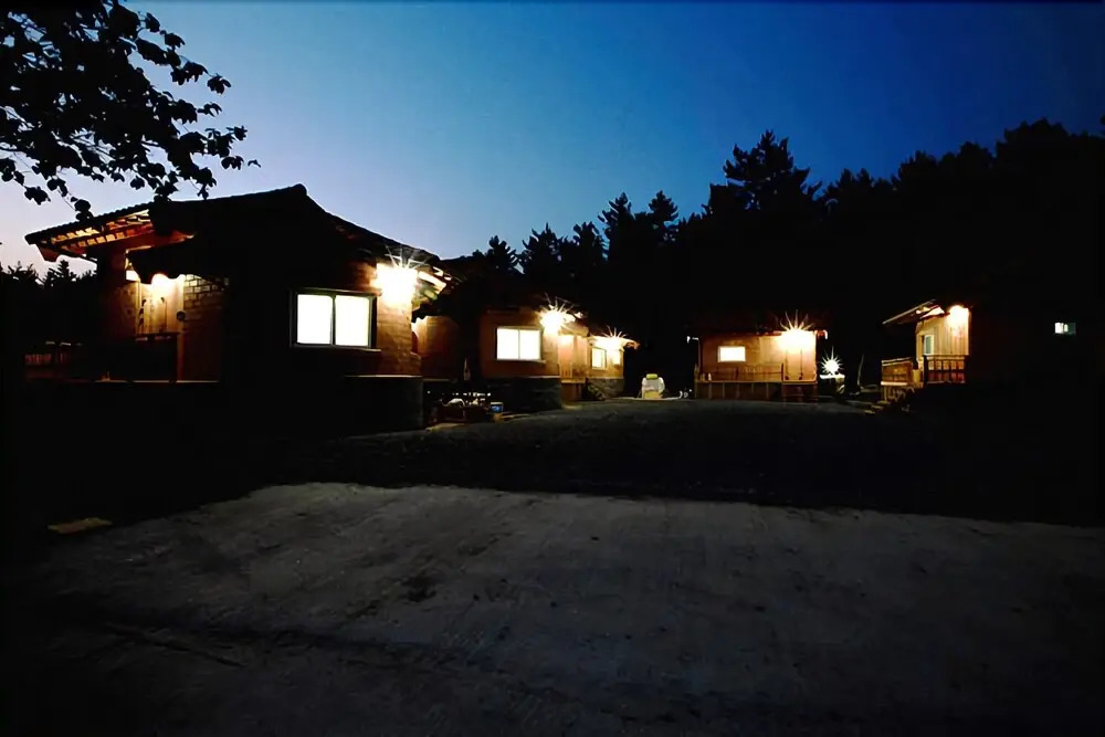 Pohang Solbat Hwangto Maeul Pension