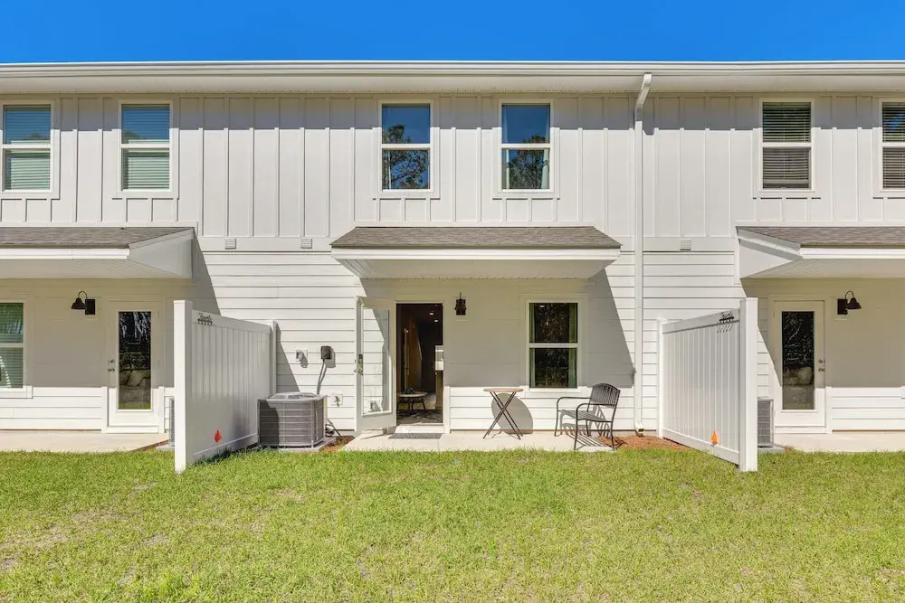 Santa Rosa Beach Townhome ~ 4 Mi to Beach!