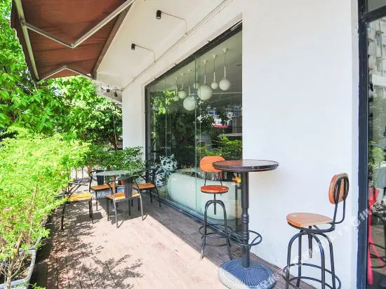 Haiheju Hotel (Beihai Beibuwan Square Old Street)