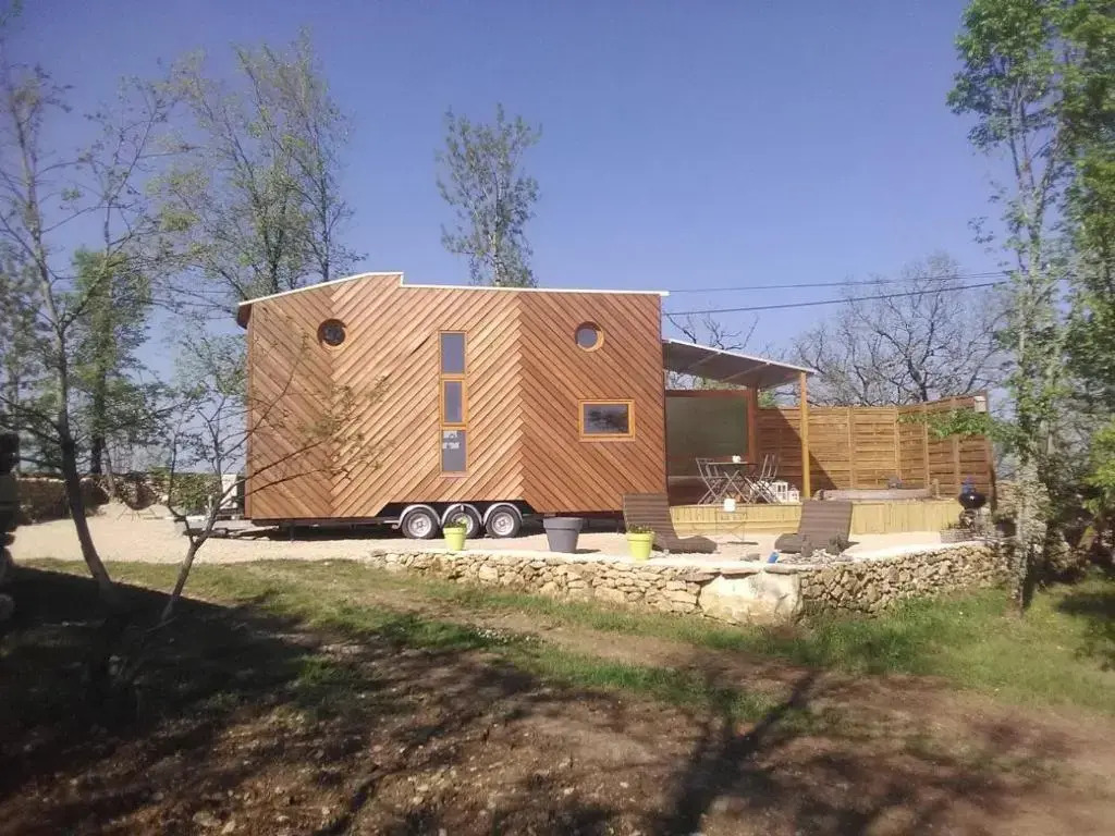 Tiny House & Spa