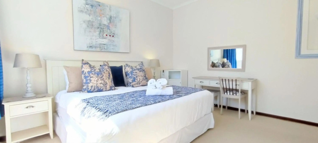 Beachy Head Hideaway - Sea Facing Apartment At Rob 5 Beach
