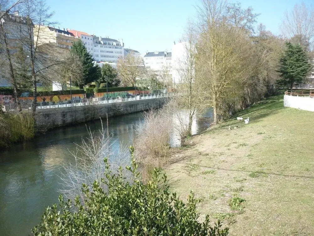 Pensión-Albergue Puente Ribeira