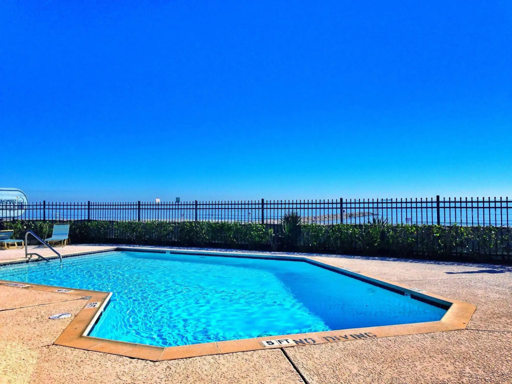 Four Seasons on the Gulf