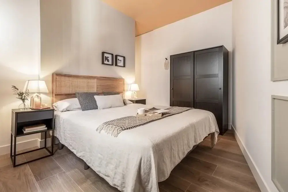 Orusco - 2 Bedrooms in Chamber