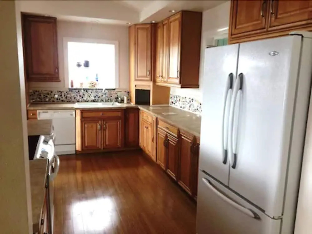 Longliner Lodge and Suites