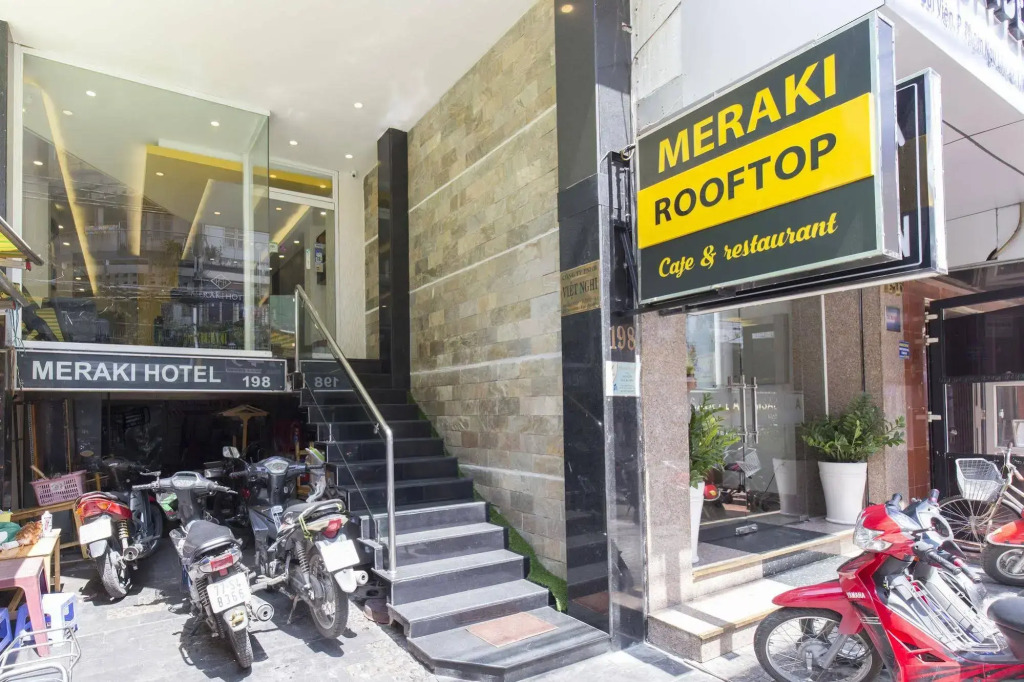 Rosa Hotel - Bùi Viện walking street