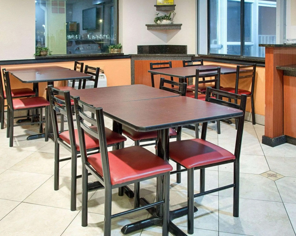 Rodeway Inn Florence - Cincinnati South
