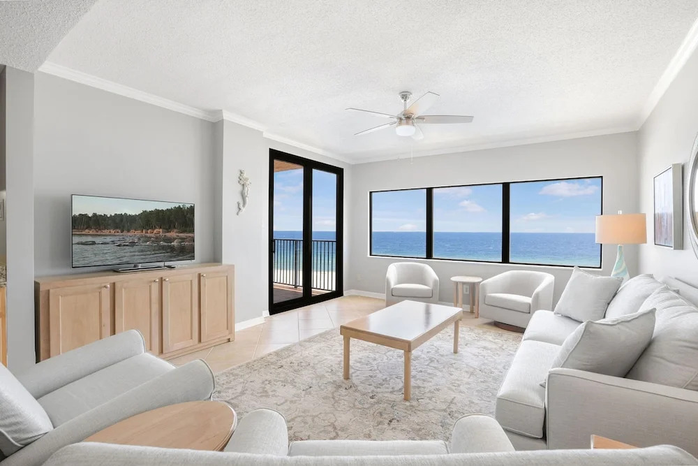 Four Seasons 502-e Fishing Pier Newly Remodeled 3 Bedrooms