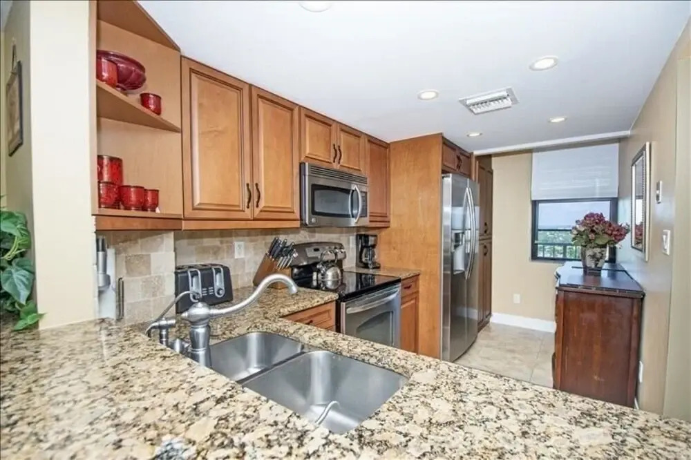 Sst3-1904 - South Seas Tower 2 Bedroom Condo