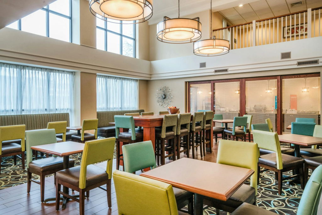 Hampton Inn & Suites Valley Forge/Oaks