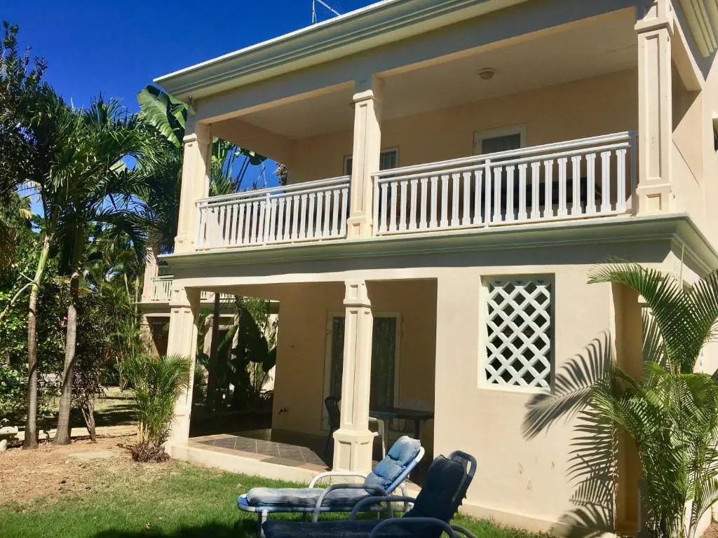 Le Palmier - 4 bedrooms BeachFront villa - Gated Complex