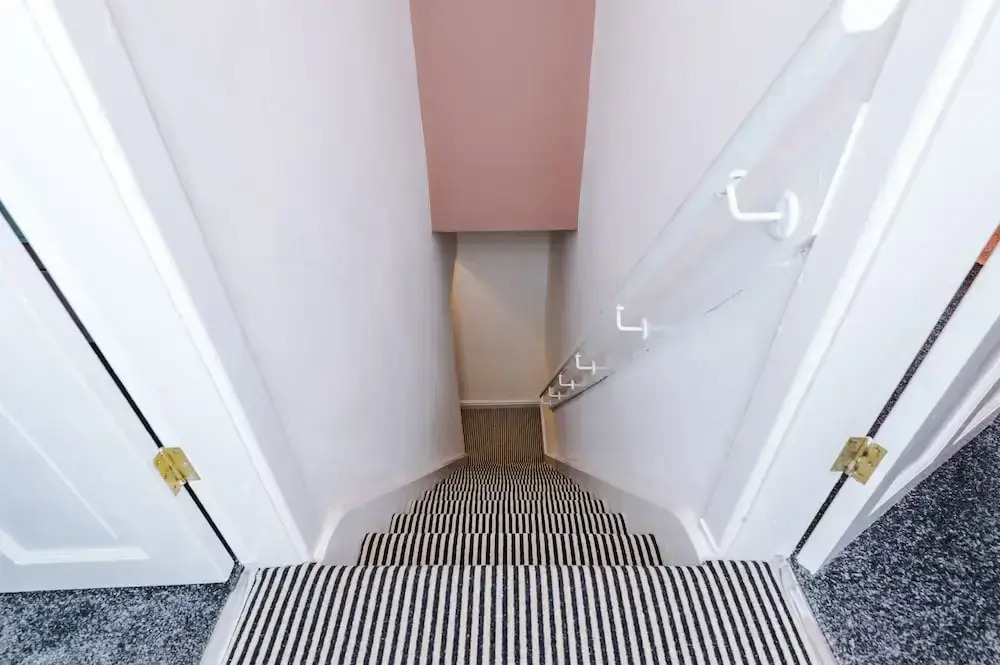 Newly Renovated home-Manchester