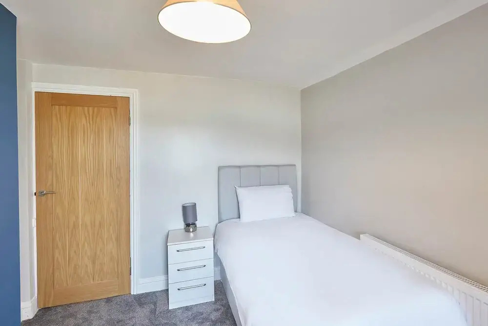 52 Romanby Road