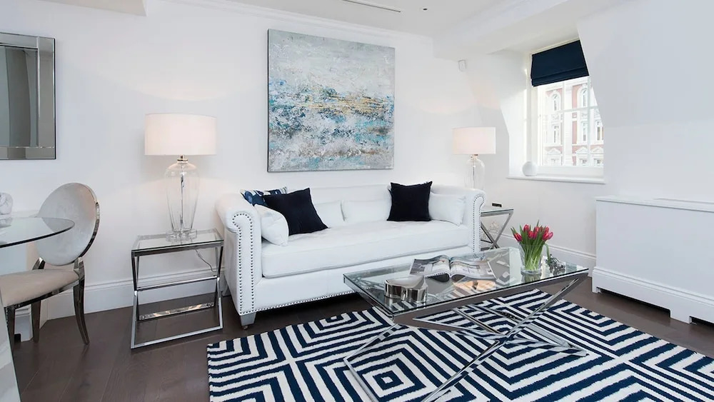 Contemporary 2 Bed Flat- Heart of Covent Garden