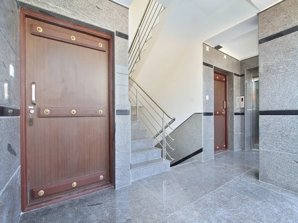 OYO 11386 Resside Homes