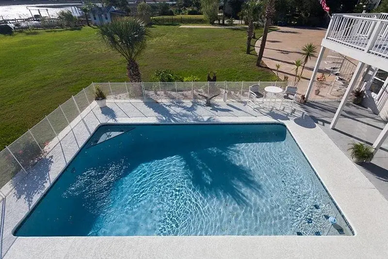Buccaneer Retreat 6 Br home by RedAwning