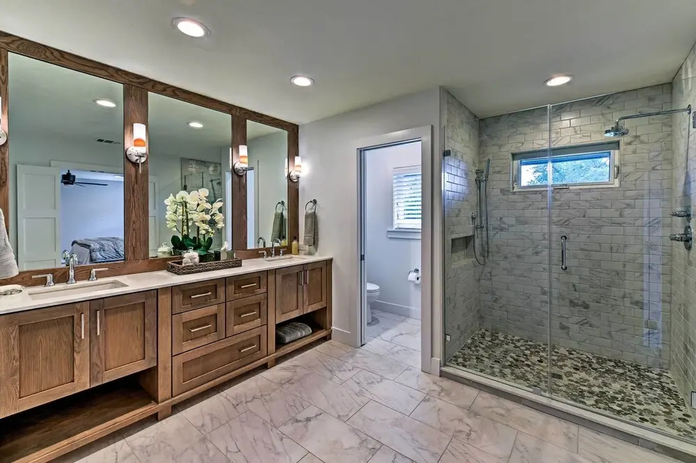Elegant College Station Home - Walk to Texas A & M