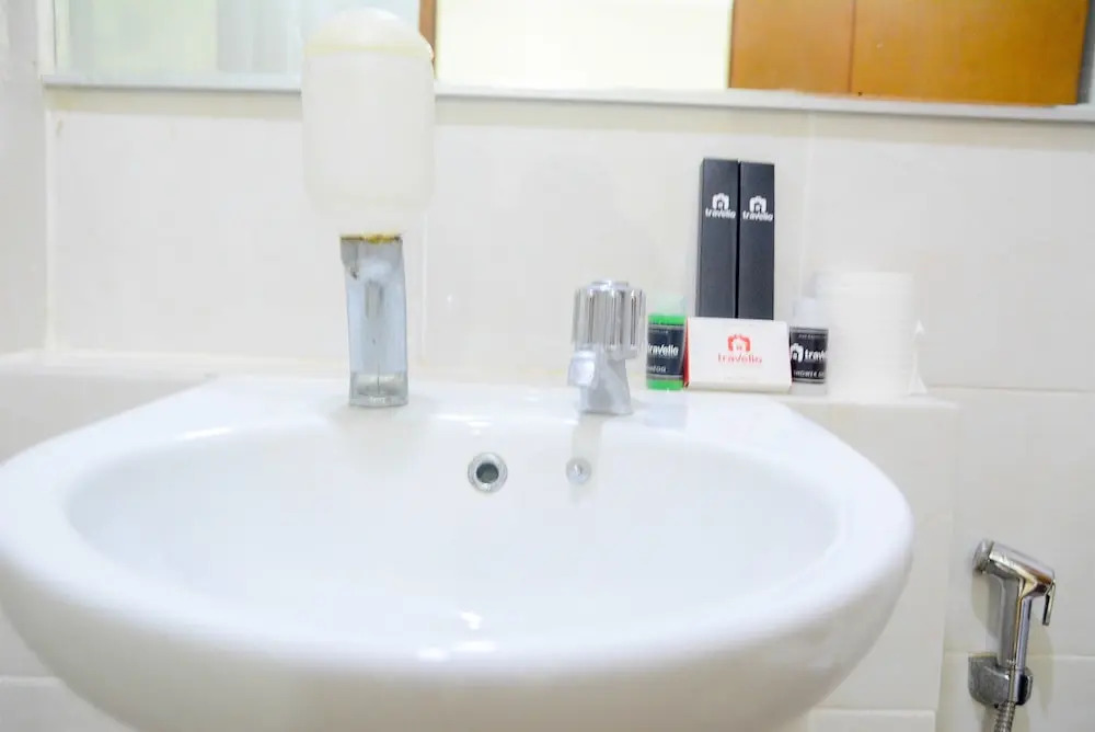 Simply Spacious 1BR Apartment at Green Bay Pluit