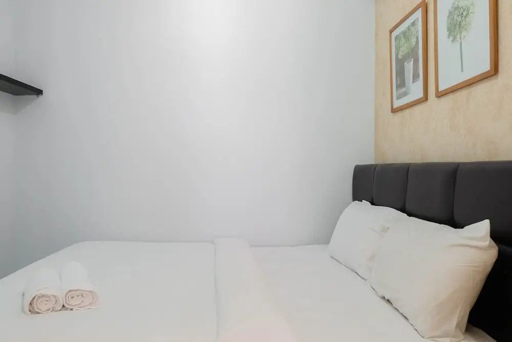 Cozy and Minimalist 2BR Apartment at Ayodhya Residence