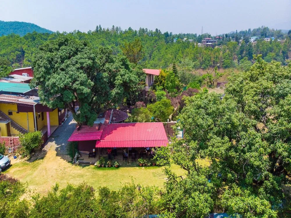 OYO 13154 Home Serene 3BHK Mussoorie Bypass