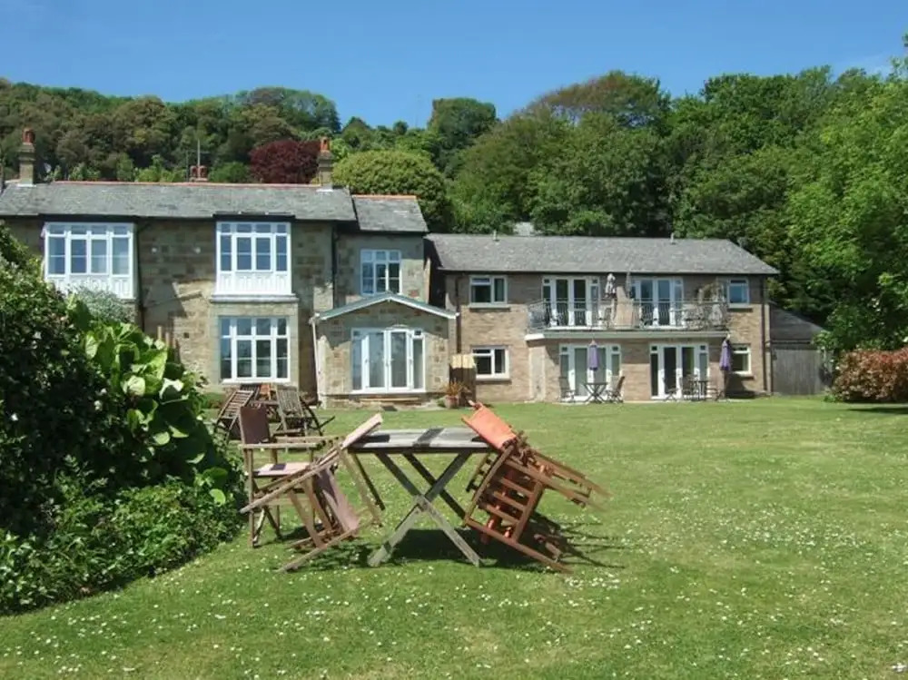 Woodcliffe Holiday Apartments