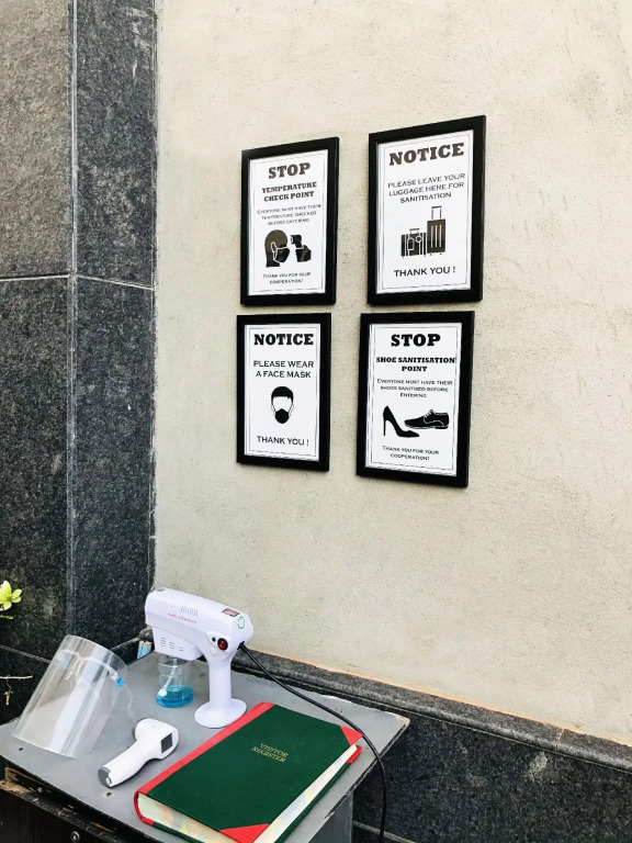 Karon Hotel - Lajpat Nagar