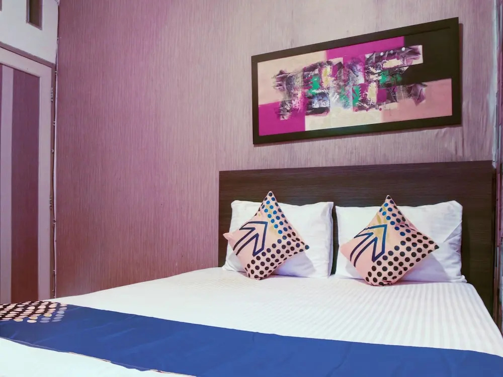 SPOT ON 2375 Faris Homestay