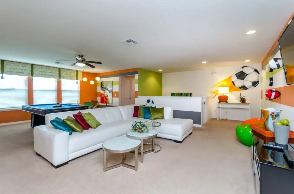 1215yc Stunning Showcase 7 Bed 6 Bath Property