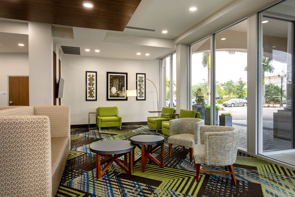 Holiday Inn Express & Suites - Miramar by IHG