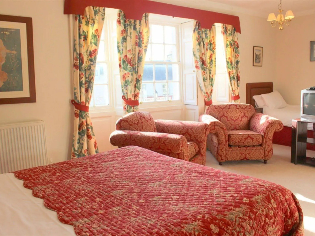 Black Bull Hotel