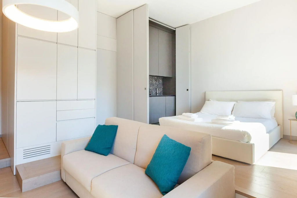 easyhomes-Duomo Suites & Apartments