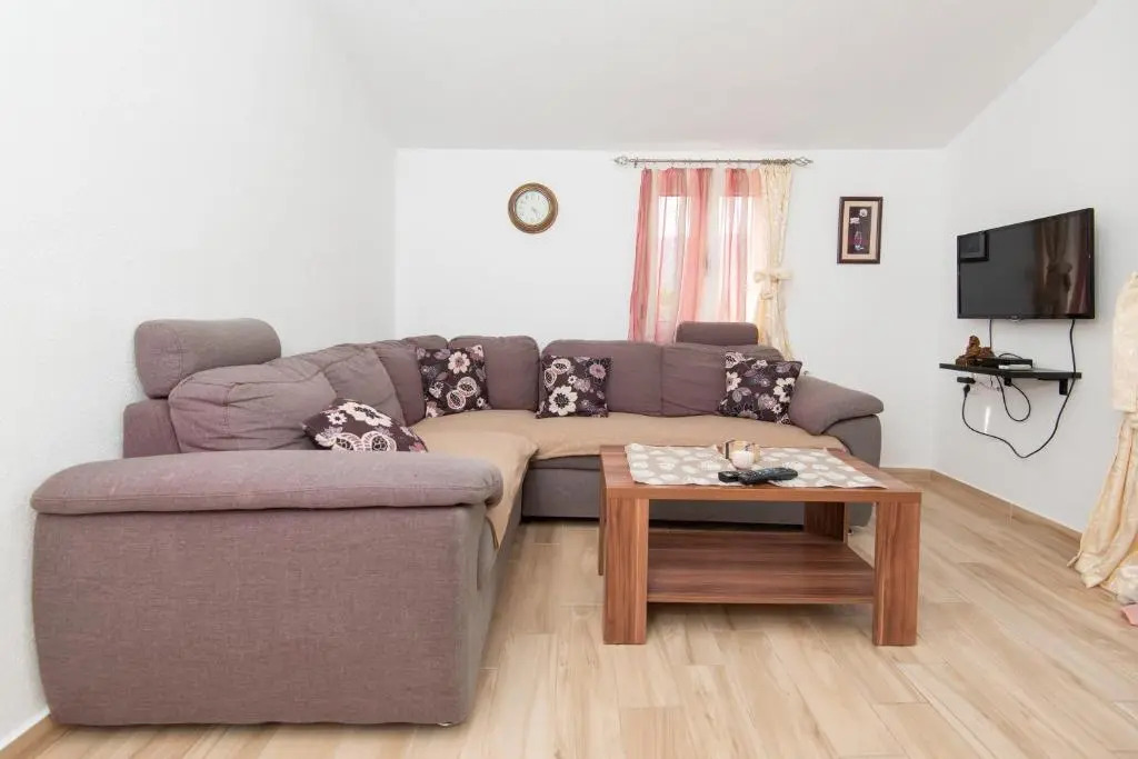 Apartment Prcanj