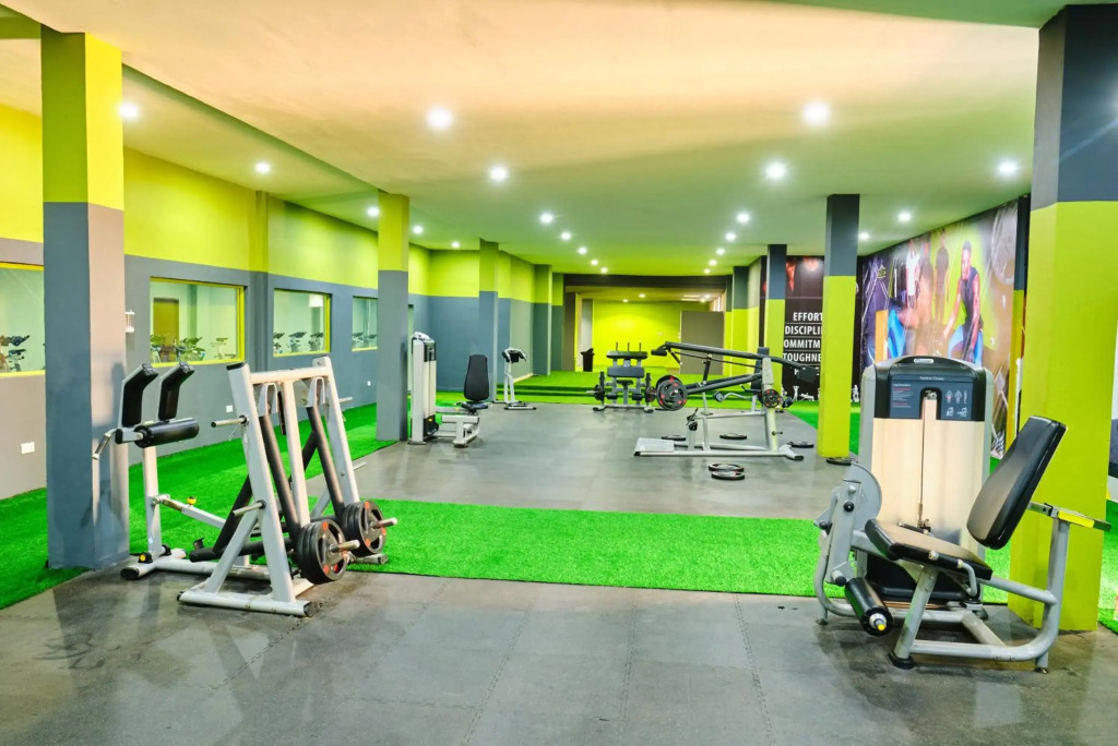 Legon City Mall Short Stay Apartments for Business and Vacation - East Legon