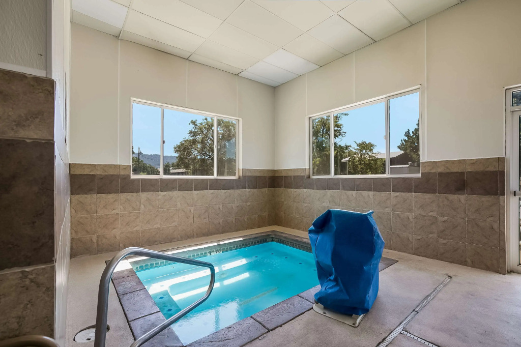 Americas Best Value Sandman Inn