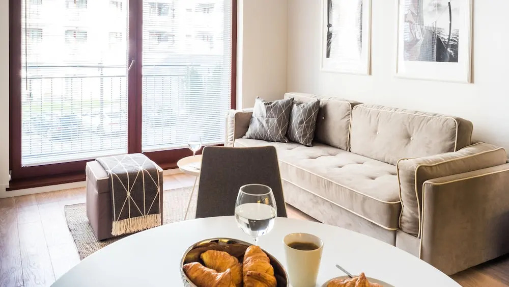 City Center - Granary Island by Apartmore
