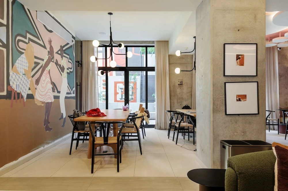 w Modern Cozy 1BR w Terrace in Tabacalera