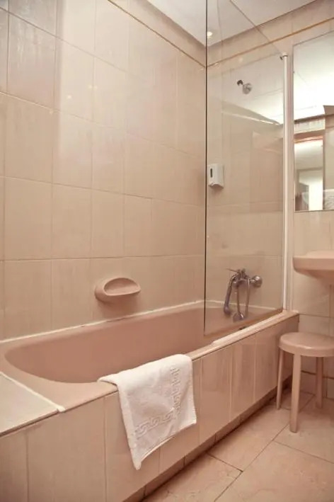 Apartamentos Olano C.B.