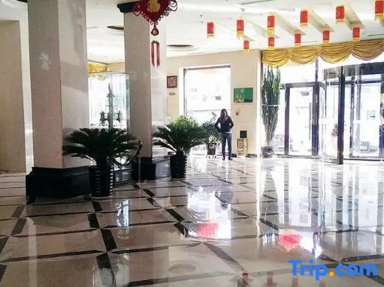 Ulanqab Yingshan Hotel (Jining South Railway Station)