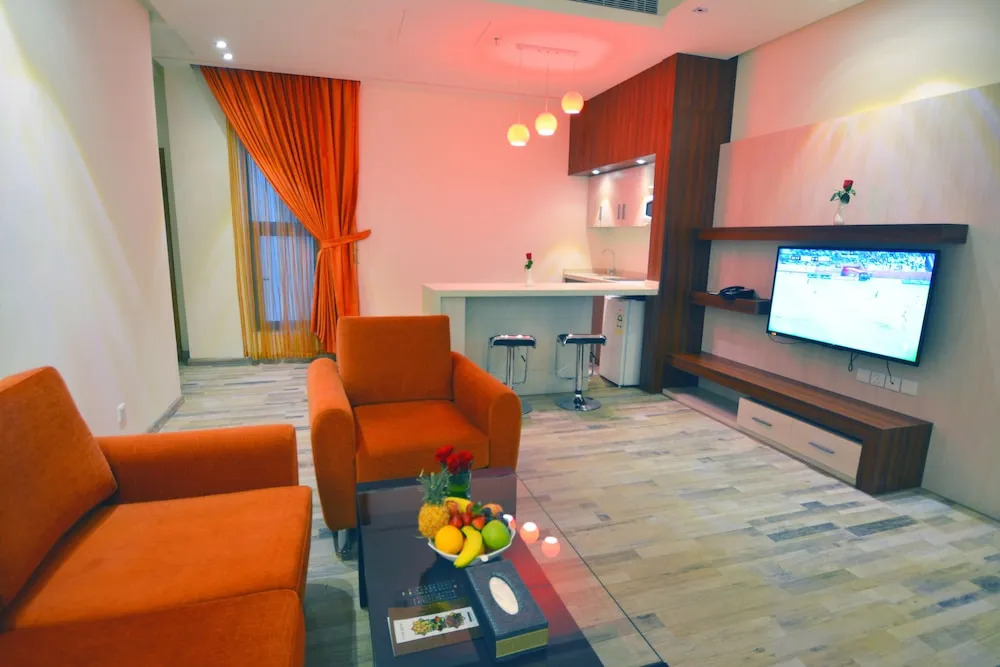 Thwary Hotels Suites 3