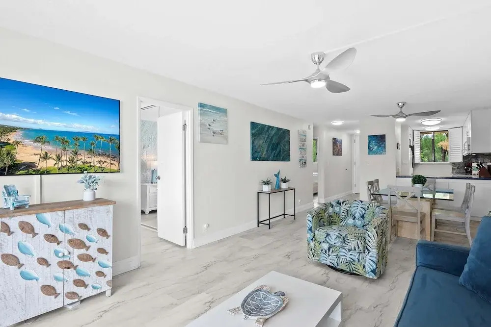 Kanai a Nalu 314 - Modern, Renovated, Oceanfront Condo, Breathtaking Views, AC!