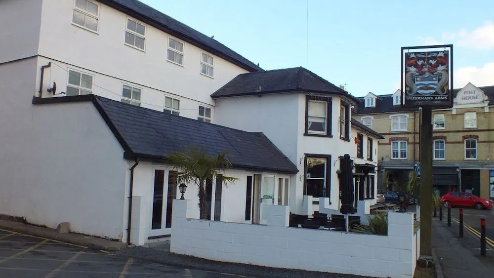 OYO The Watermans Arms Hersham