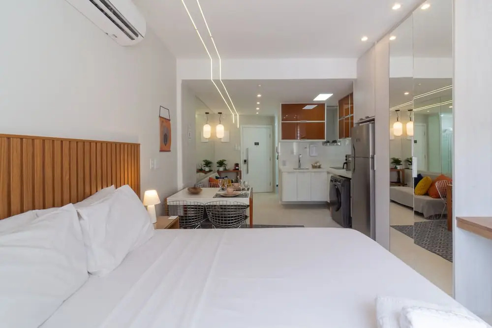 5 Minutes From Copacabana Beach B703