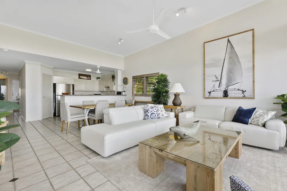 Sunshine Beach Penthouse with Beach Views - Unit 9/21 Park Crescent, Sunshine Beach