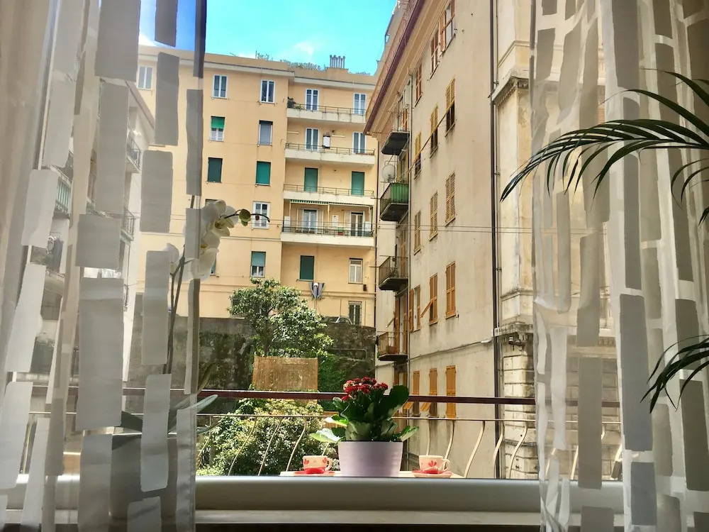 Genova Center Apartment - San Martino
