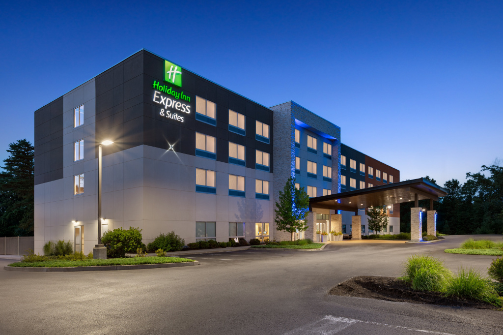 Holiday Inn Express Queensbury-Lake George Area by IHG